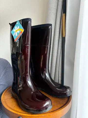 미사용 새상품 카믹 와인 레드 고무 장화 무릎 기장