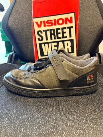 MILKBOY 밀크보이 VISION 스니커즈 그레이 희귀 레어!