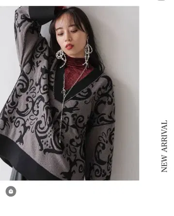 HARE 멀티WAY 패턴 V넥 니트(HARE)