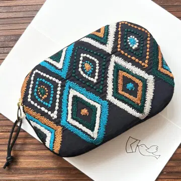 미나 페르호넨 콜론 얇은 타입 파우치 flower diamond