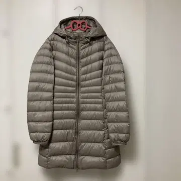 UNIQLO 울트라 다운 코트 S 사이즈