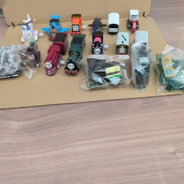 캡슐 프라레일 토마스