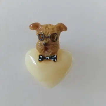 위크엔즈 weekends 강아지 핀 배지