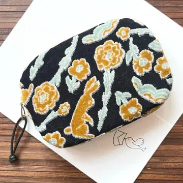 미나 페르호넨 코롱또 얇은 타입 파우치 swimming flower