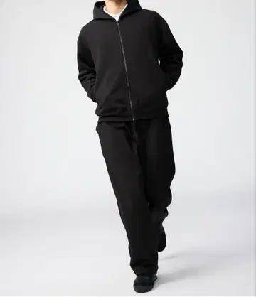 UNIQLO : C 맨투맨 와이드 팬츠 블랙 M 사이즈