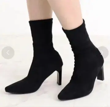 블랙 스웨이드 부츠