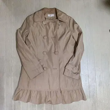 KIREISPOT 베이지 트렌치코트 사이즈 7AR