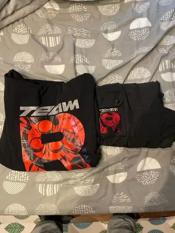 로켓단 후드티 Team Rocket 후드티 L 사이즈 팬츠