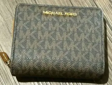 MICHAEL KORS 모노그램 접이식 지갑