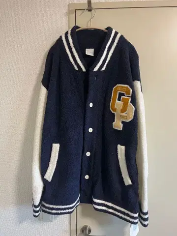 [택 포함 새상품] 젤라또피케 바시티 자켓 가디건 L 사이즈 네이비