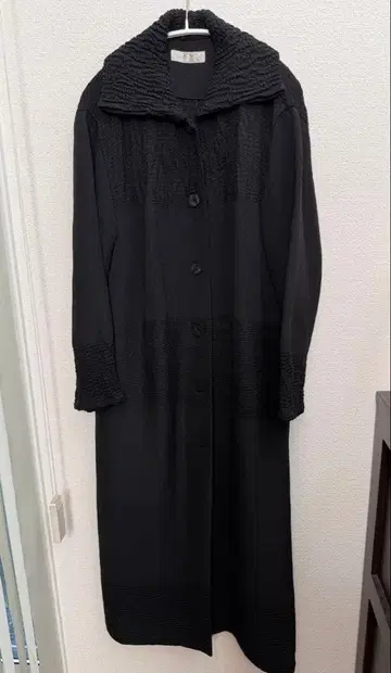 Izukura Akihiko 이즈쿠라 아키히코 롱 코트 블랙