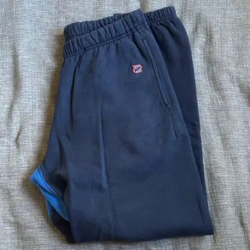 스웨트 팬츠 (UNDEFEATED)