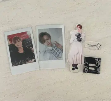 MeseMoa. 니반센지 아크릴 스탠드 폴라로이드