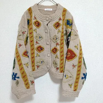 레트로 귀여운 꽃무늬 케이블 두꺼운 원단 짧은 기장 가디건 브라운