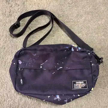 CHALLENGER 스플래터 프린트 숄더백