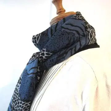 새상품급 애니멀 프린트 얇은 소재 대형 스톨