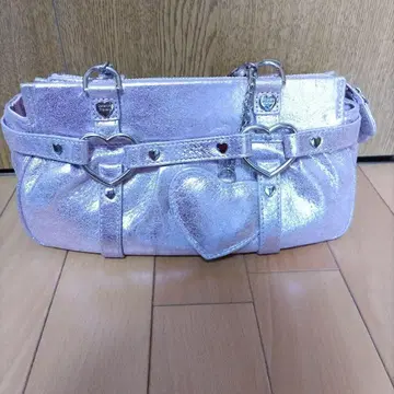 [ Samantha ] 하트형 메탈릭 핑크 핸드백