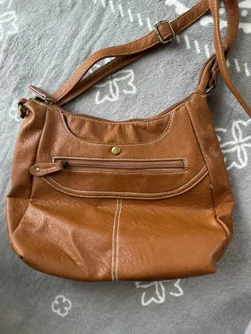 브라운 가죽 숄더백