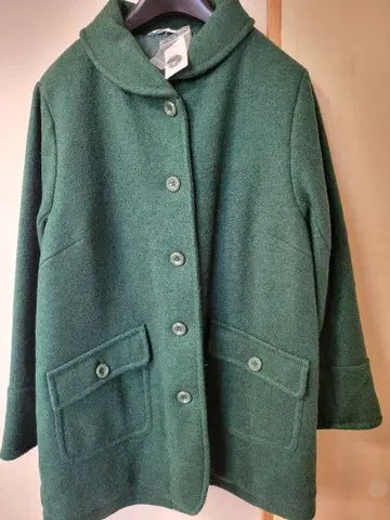 그린 버튼 롱 코트