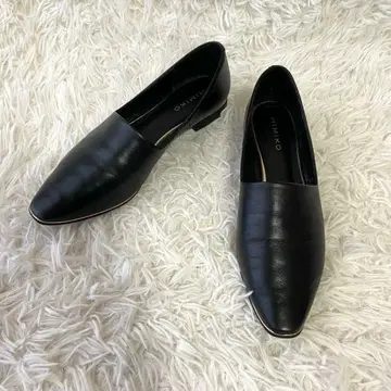 컨디션 최상 HIMIKO 메탈 라인 소프트 가죽 플랫 펌프스 블랙 26