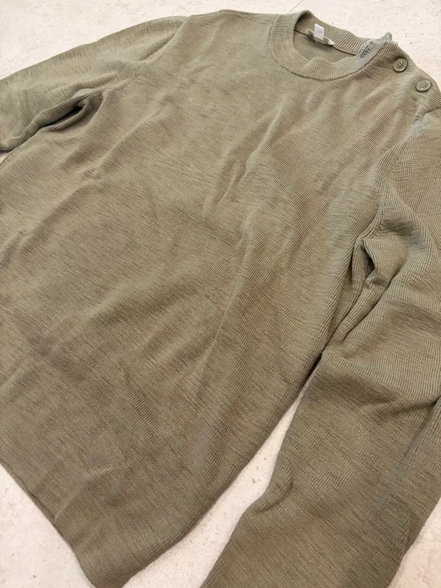 COS Long Sleeve T-shirt