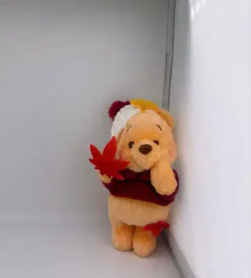 디즈니 스토어 푸우 단풍 봉제 인형 키체인