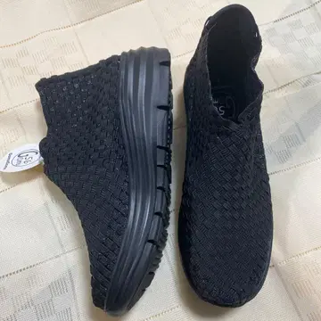 미사용 GomuGomu 블랙 뜨개질 디자인 슬립온 숏부츠