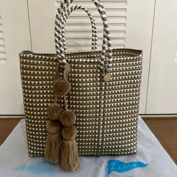 레트라 메르카도 백 M