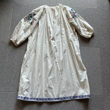 우크라이나 자수 원피스