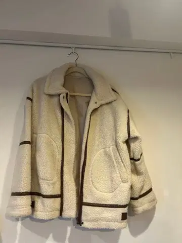 아이보리 보아 자켓 M