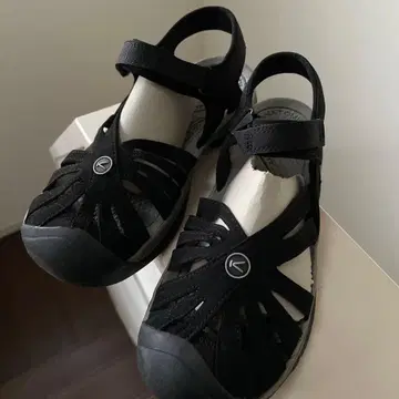 keen 킨 샌들 로즈샌들 블랙 25cm