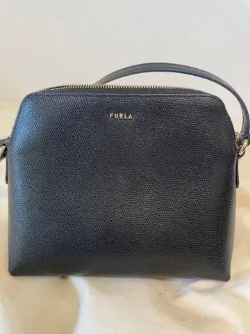 [ FURLA ] 훌라 숄더백 블랙