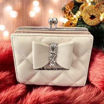 질스튜어트 퀼팅 접이식 지갑 새상품