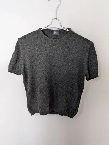 헬노 캐시미어 100% 크루넥 반팔 니트 차콜 그레이