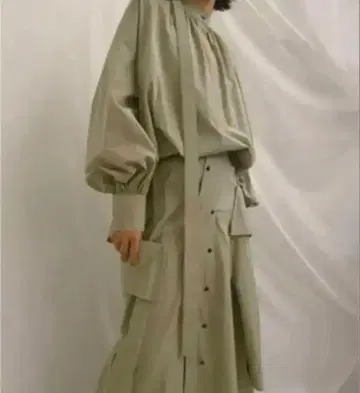 IRENE Buffant Sleeve Shirt