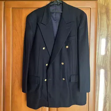 네이비 컬러 골드 버튼 더블 블레이저와 슬랙스 2세트