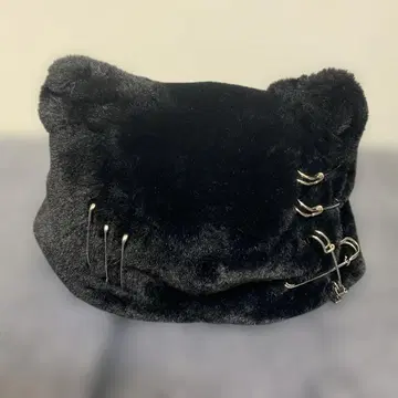 ACDC RAG 고양이 귀 퍼 모자