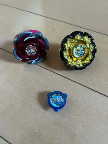 베이블레이드 X 팀 페르소나 묶음 판매