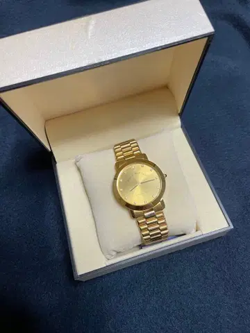 골드 메탈 워치