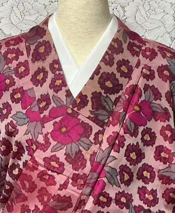 [ 앤티크 ] 귀여운 꽃무늬 메이센 기모노 순수 실크 A596