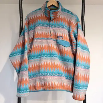 파타고니아 신틸라 스냅T 풀오버