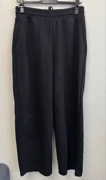 [유니클로] 맨투맨 와이드 팬츠 블랙 S