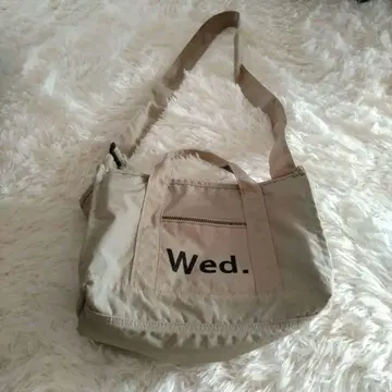 Wed. 프린트 토트백 베이지