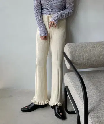 SANSeLF Se 볼륨 프릴 리브 팬츠