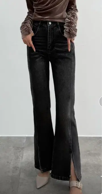 CENEA 스트레치 슬릿 플레어 데님 블랙