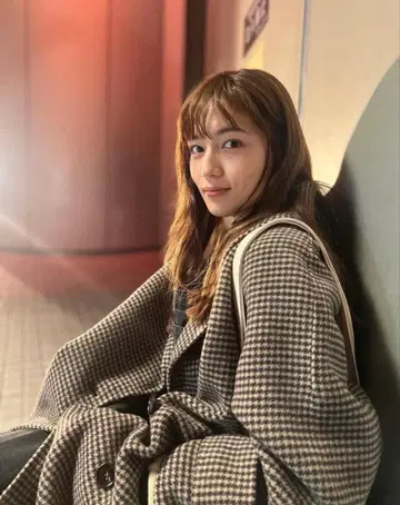 [택 포함 새상품] Mila owen 접결 하프 기장 A라인 코트