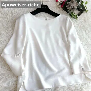 새상품급 Apuweiser-riche 화이트 상의 펄 장식 스트레치