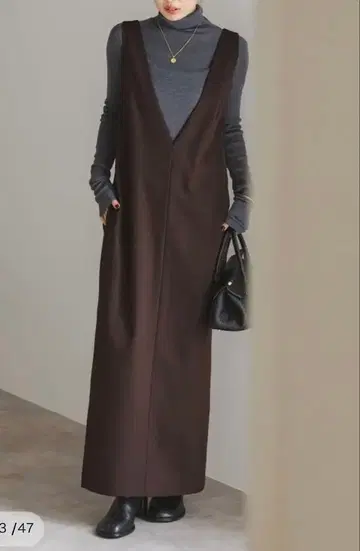 NOBLE 스트레이트 V넥 원피스 브라운 38 사이즈