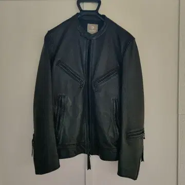 싱글 라이더 블랙 가죽 자켓