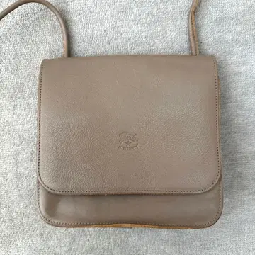 일비종떼 숄더백 그레이